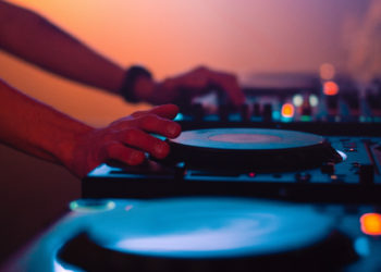 Fiestas virtuales, la versión digital de la noche argentina