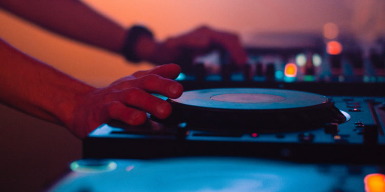 Fiestas virtuales, la versión digital de la noche argentina